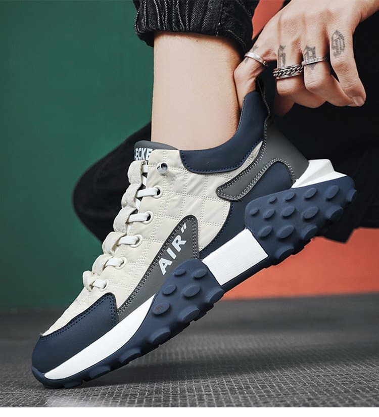 chaussure antidérapante surélevées